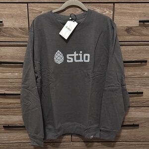 New Unisex Stio Logo Crew Sweatshirt Size Large Raven Heather Grey